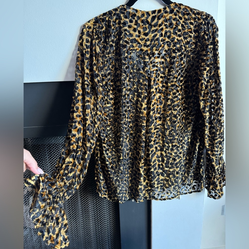 Hale Bob Leopard Cheetah Print Velvet Burnout Semi Sheer Boho Long Sleeve Blouse - Picture 4 of 7